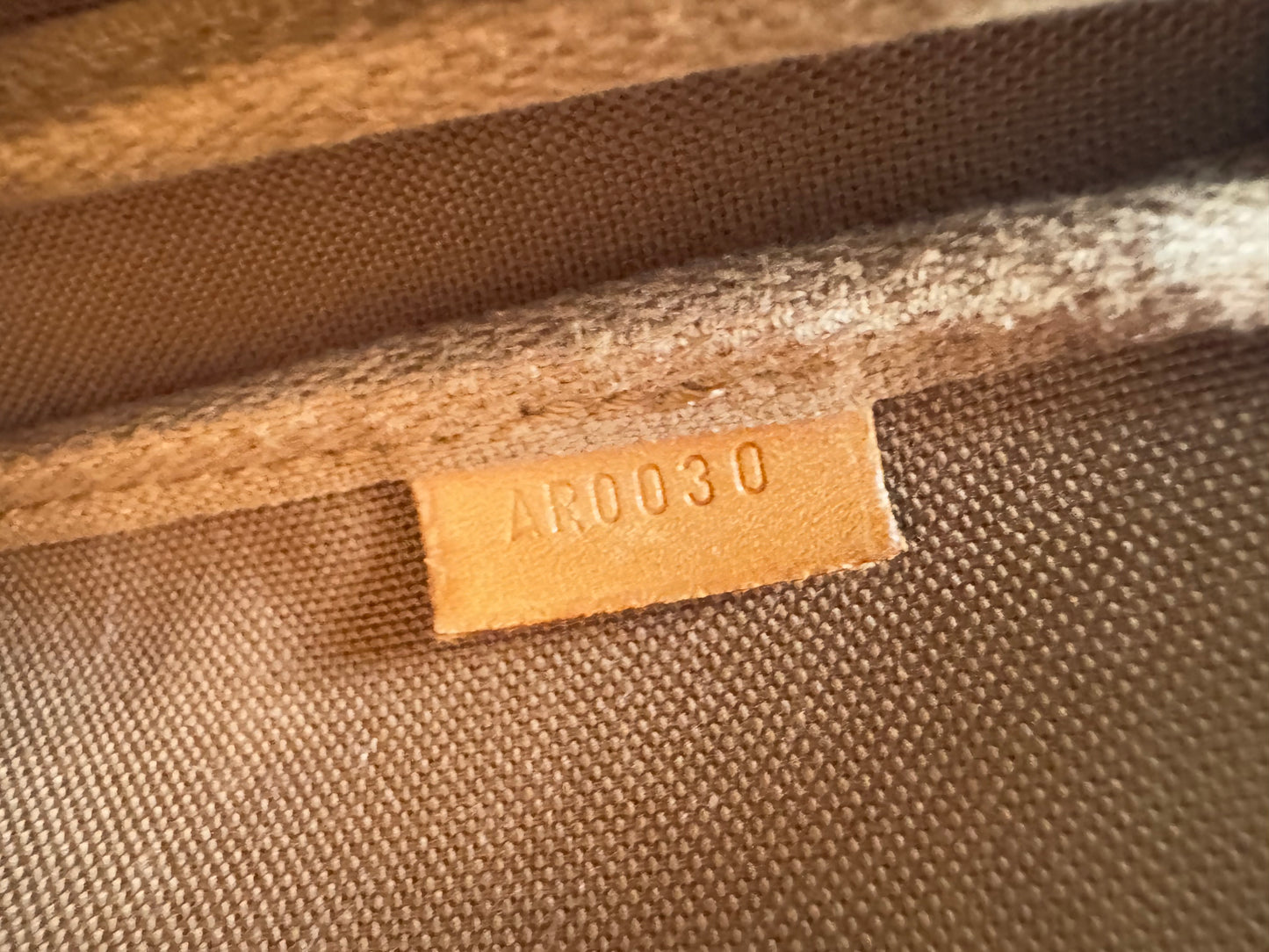 Louis Vuitton Pochette Accessories