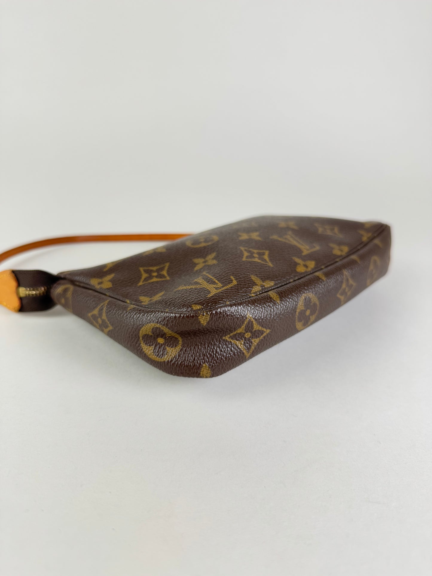 Louis Vuitton Pochette Accessories