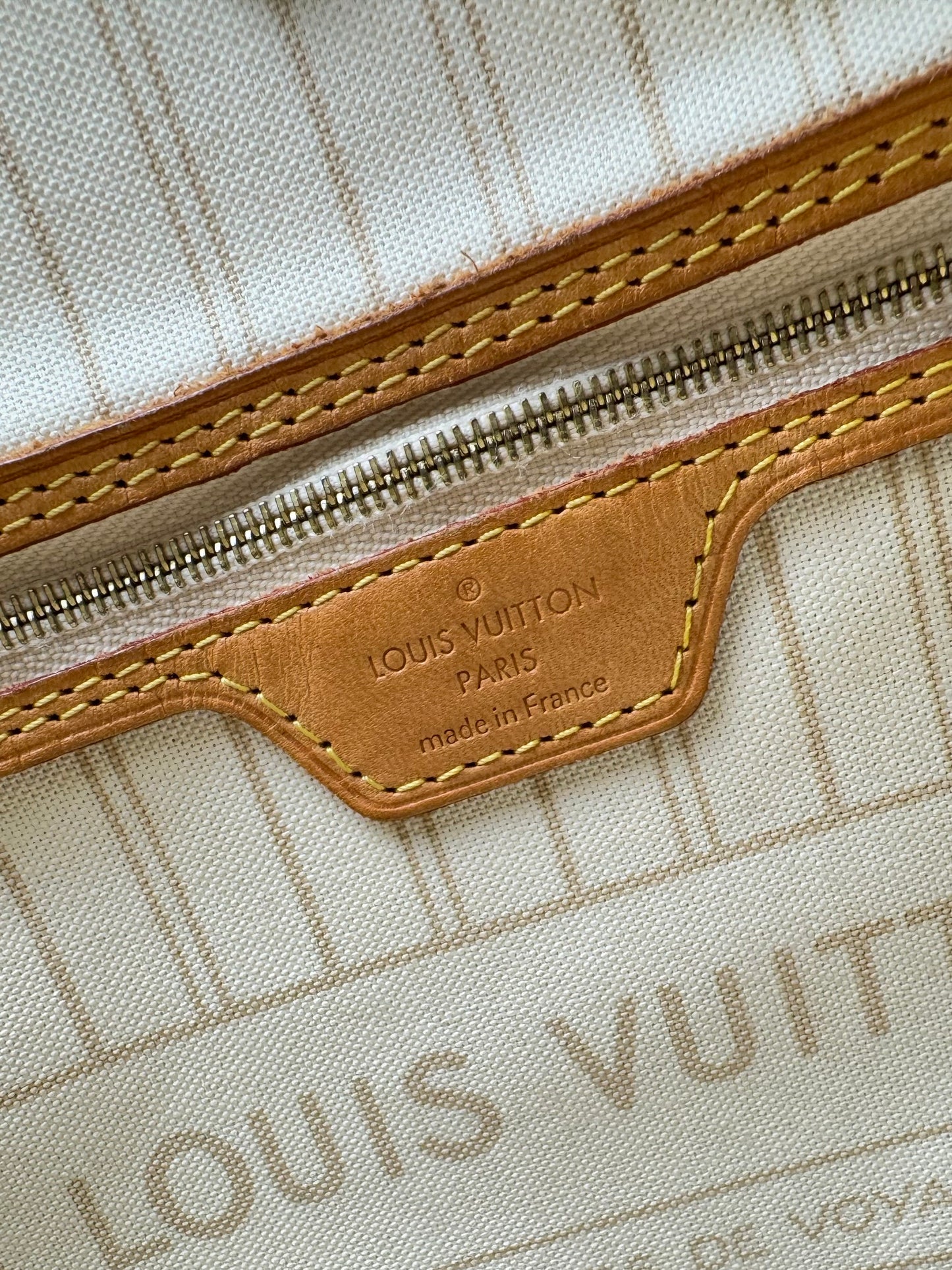 Louis Vuitton Neverfull PM