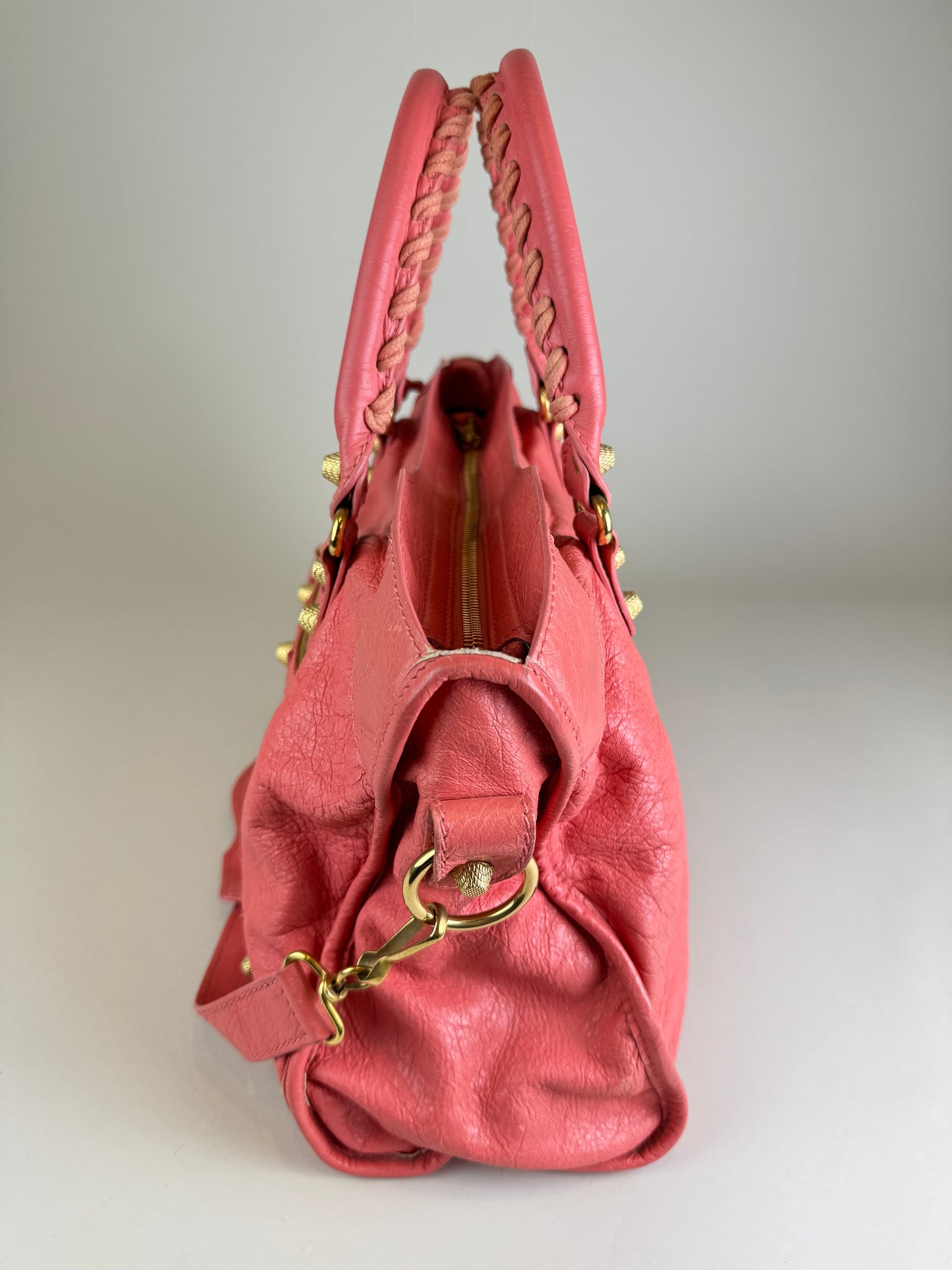 Balenciaga city