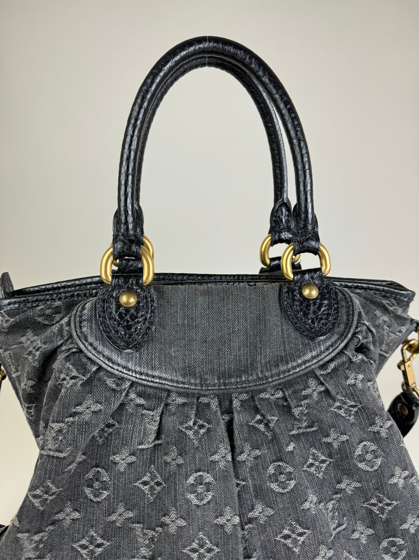 Louis Vuitton Neo Cabby MM