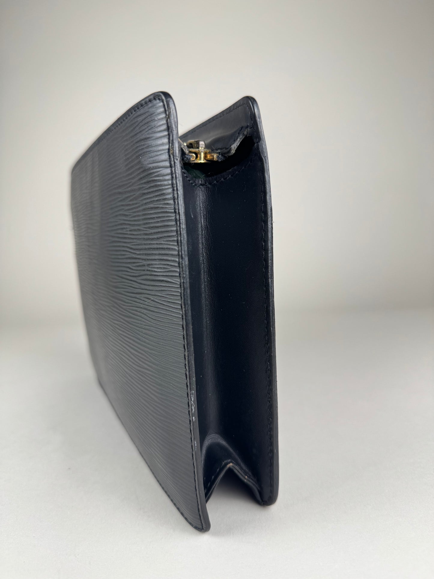 Louis Vuitton Pochette Homme Epi