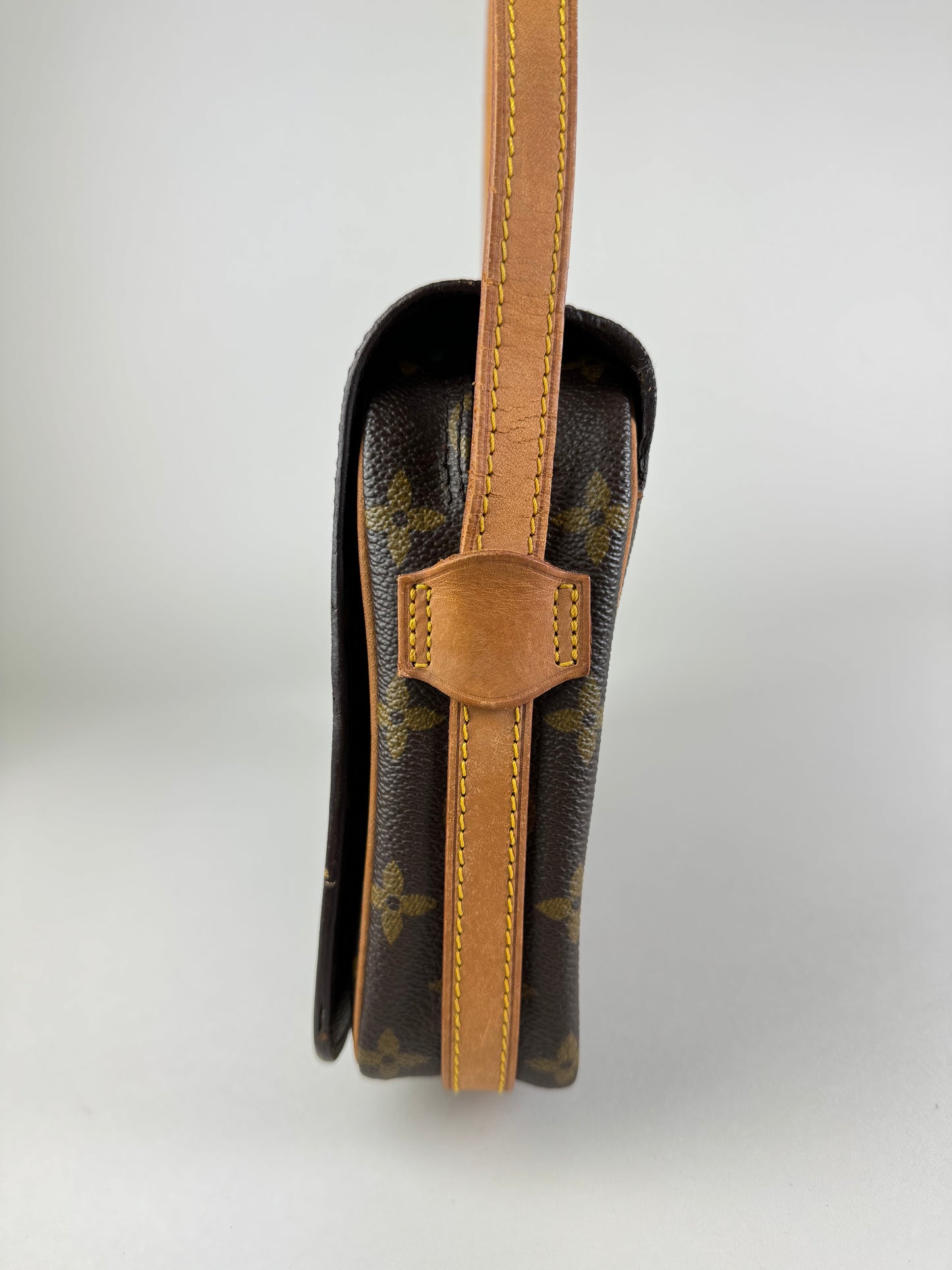 Louis Vuitton Saint Germain 27