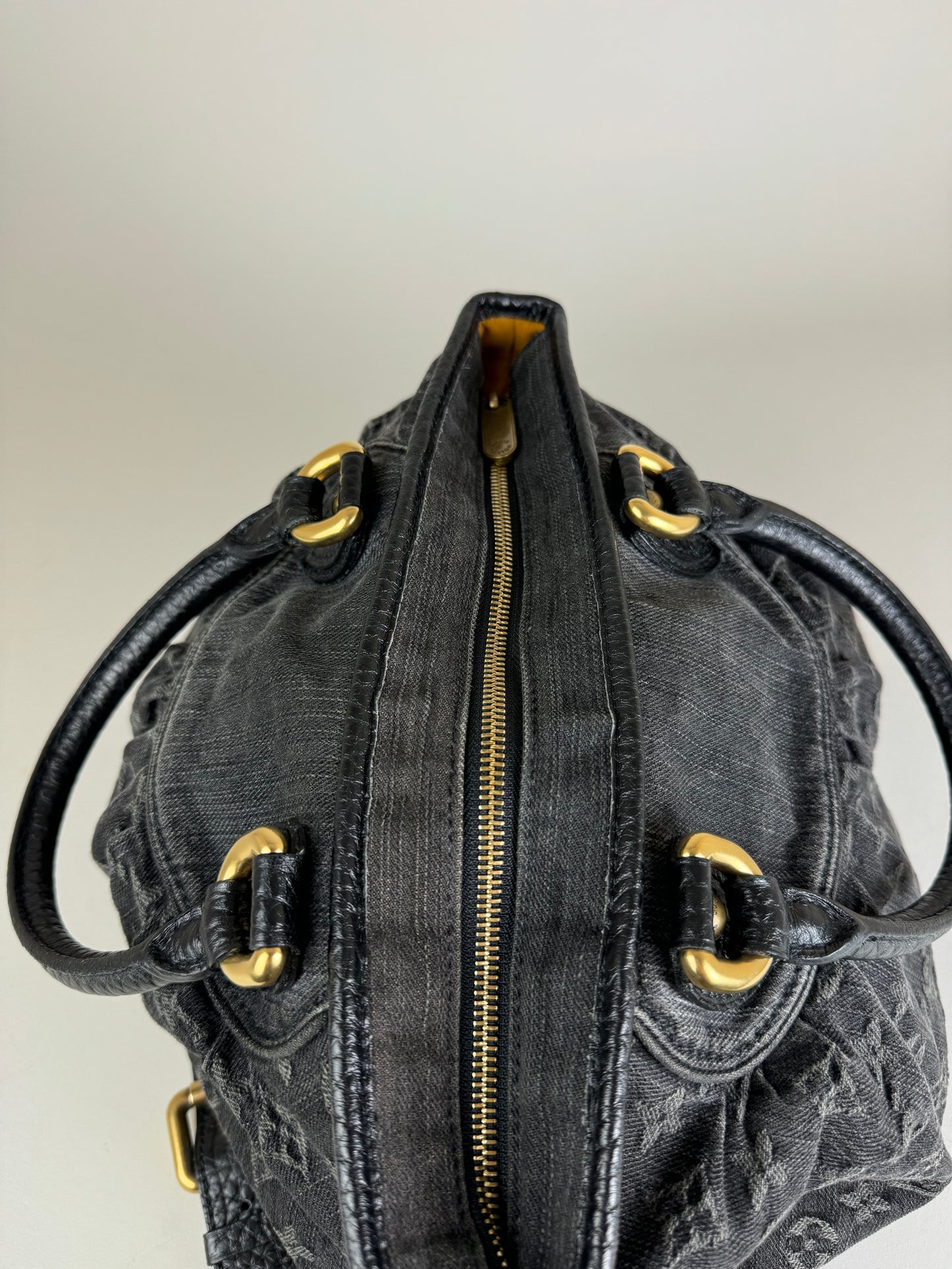 Louis Vuitton Neo Cabby MM