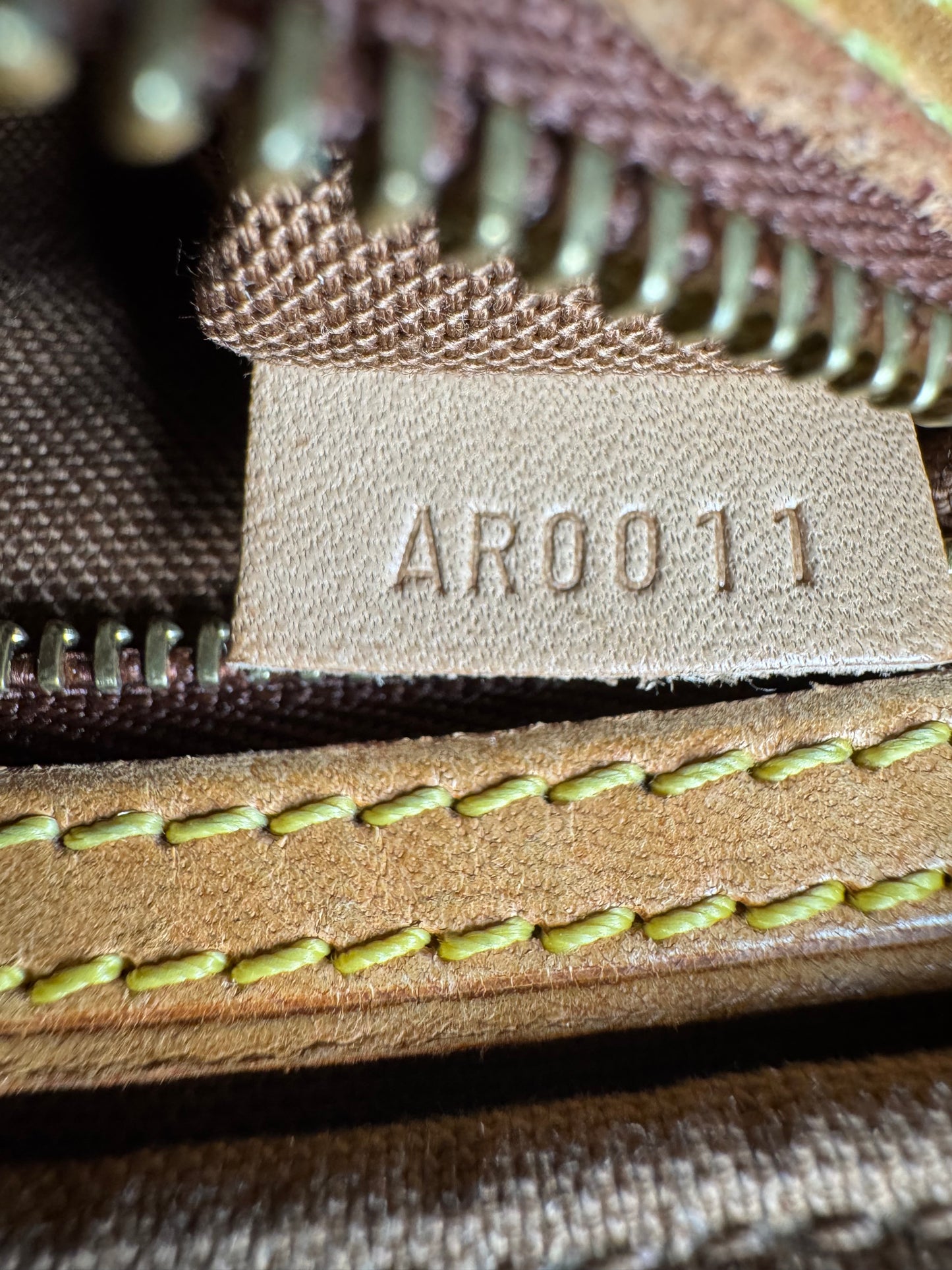 Louis Vuitton Trotteur