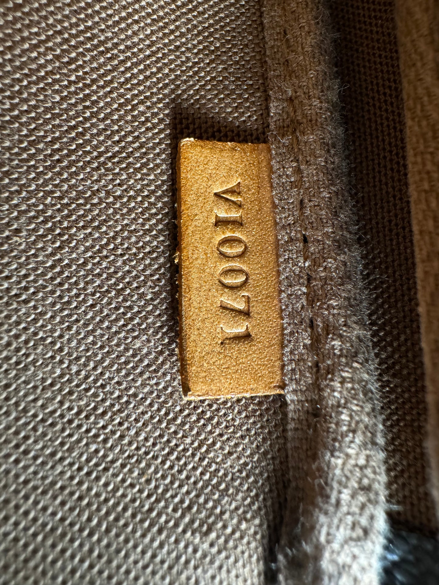 Louis Vuitton Pochette Accessories