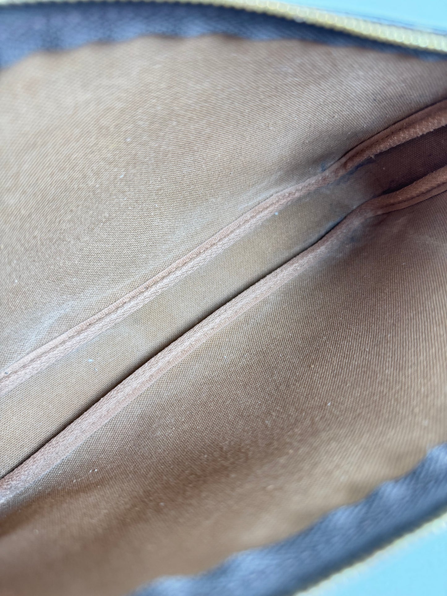 Louis Vuitton Pochette Accessories