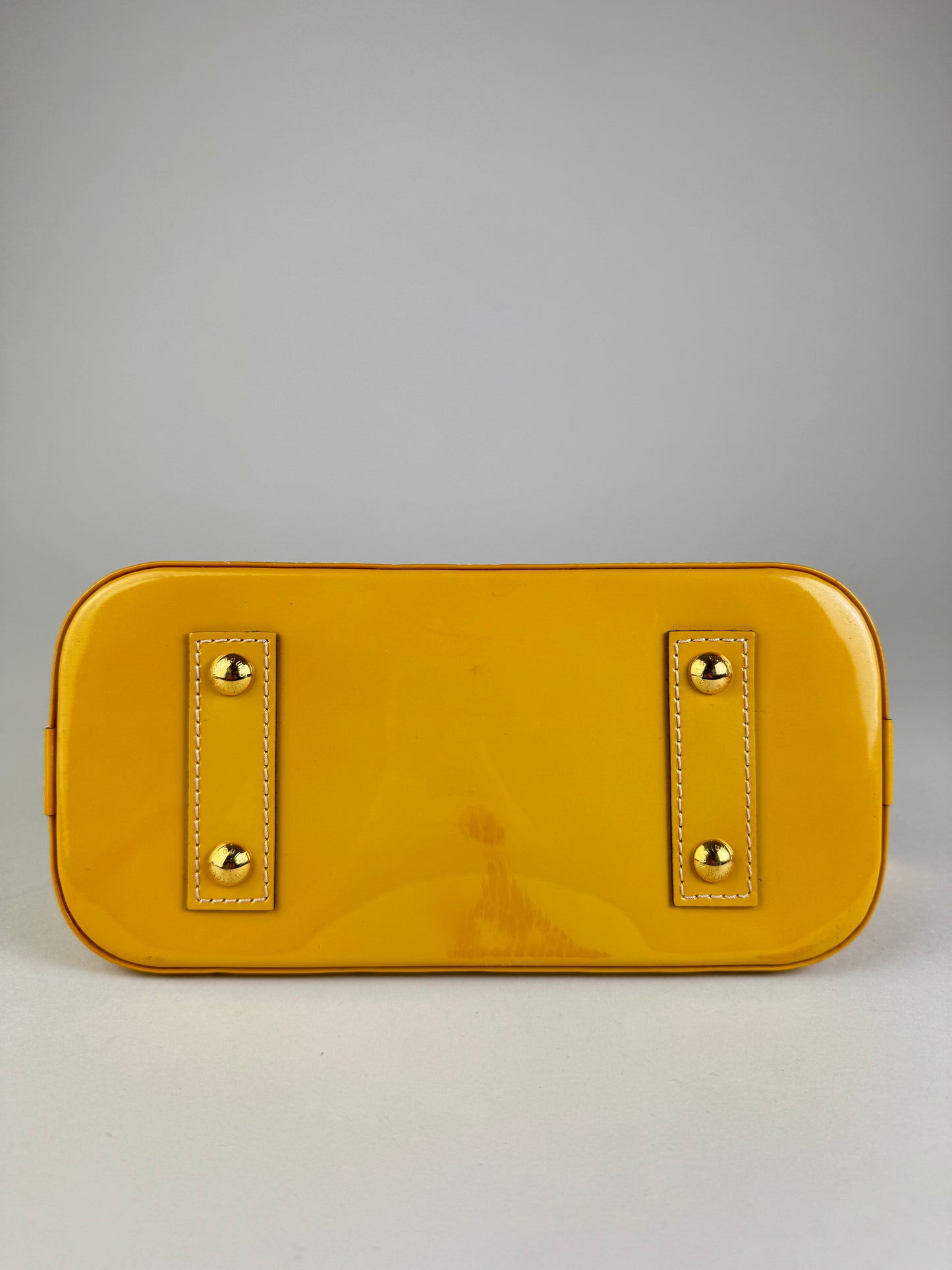 Louis Vuitton Alma BB Vernice