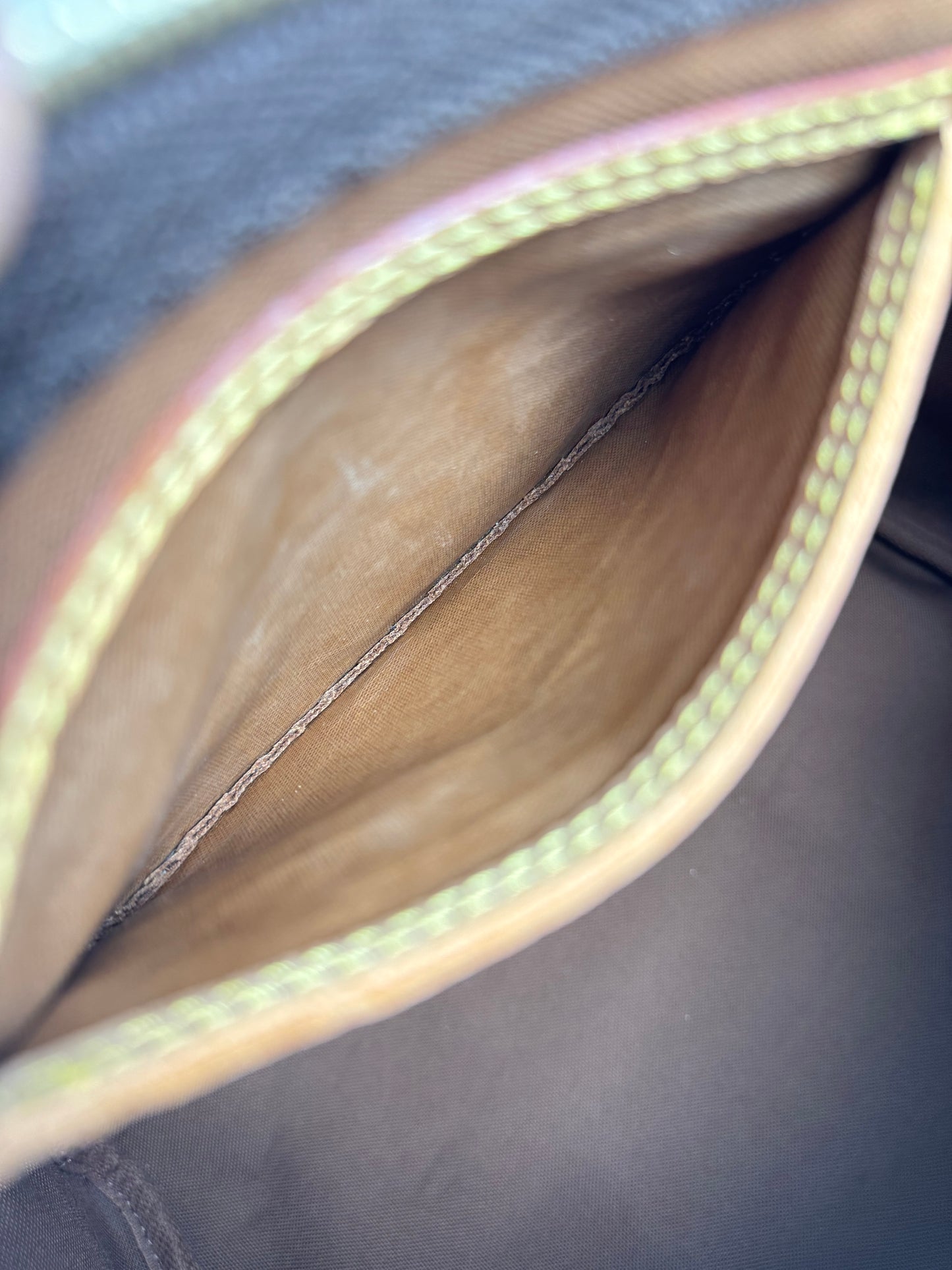 Louis Vuitton Speedy 30