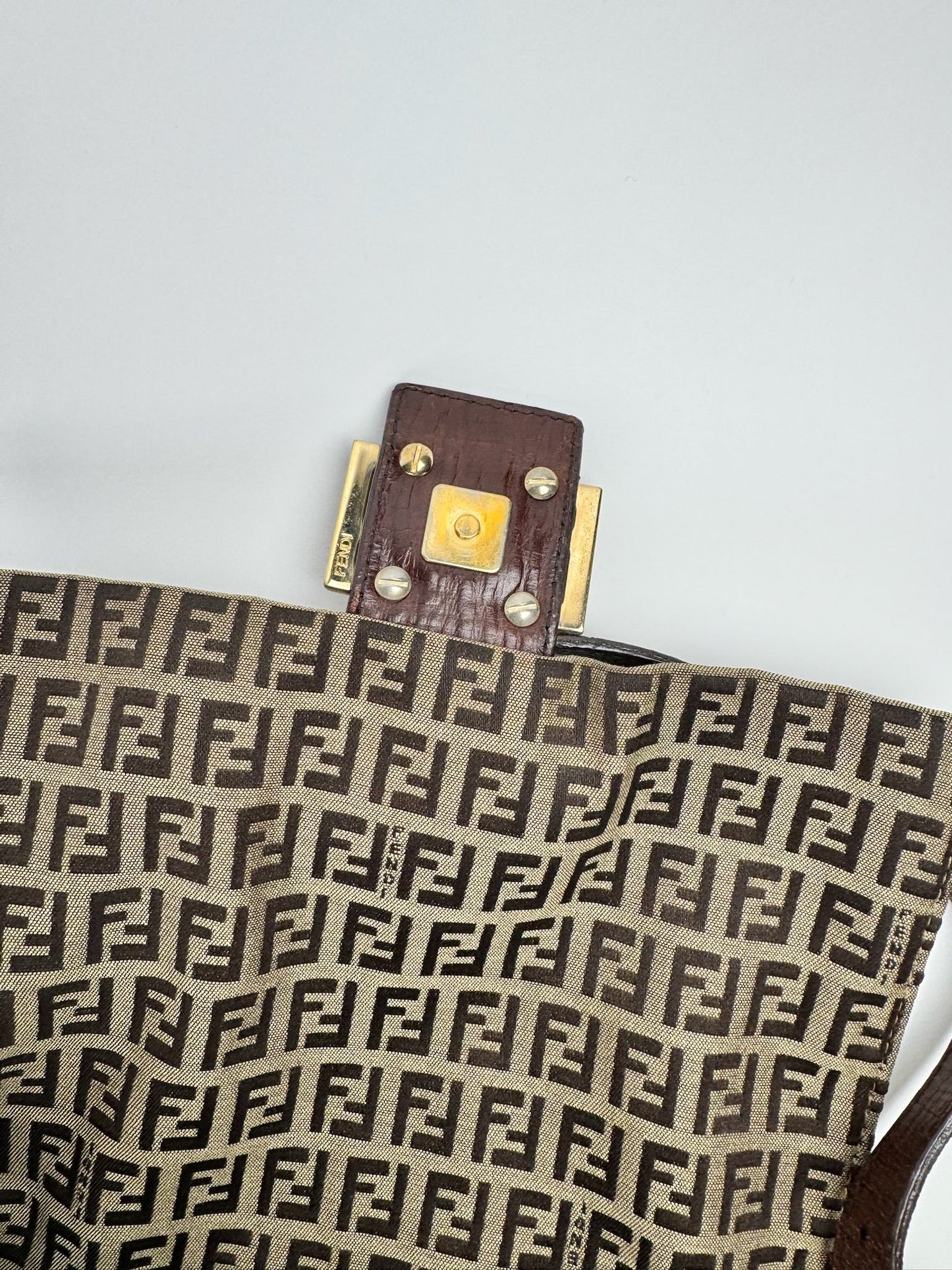 Fendi Mamma Baguette - respace.studio