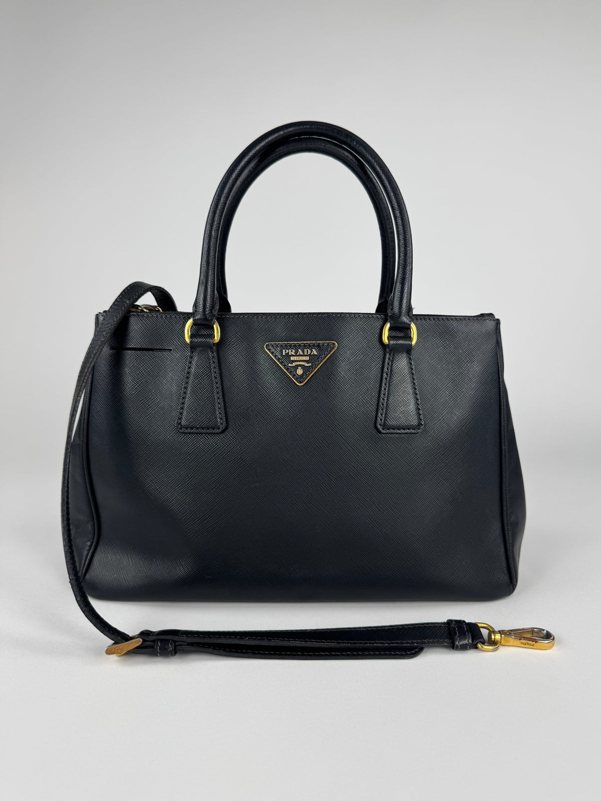 Prada Galleria Medium