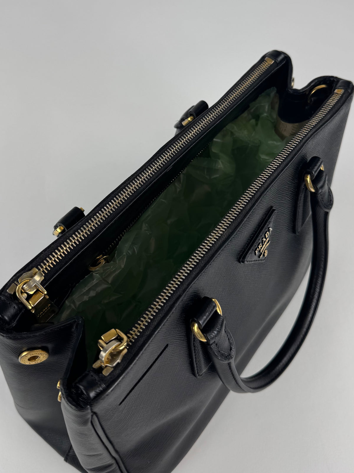 Prada Galleria Medium