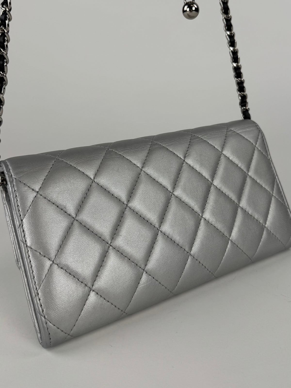 Chanel Wallet On Chain