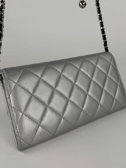 Chanel Wallet On Chain