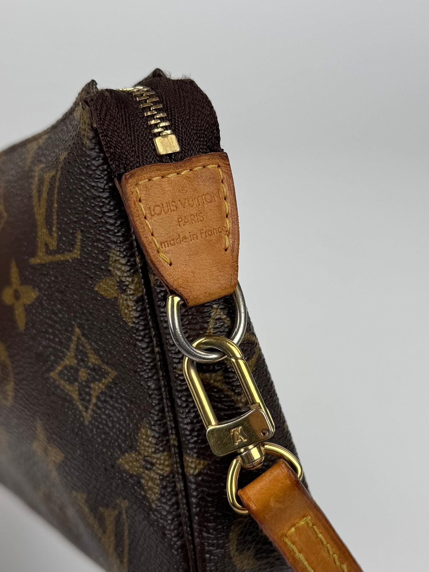 Louis Vuitton Pochette Accessories