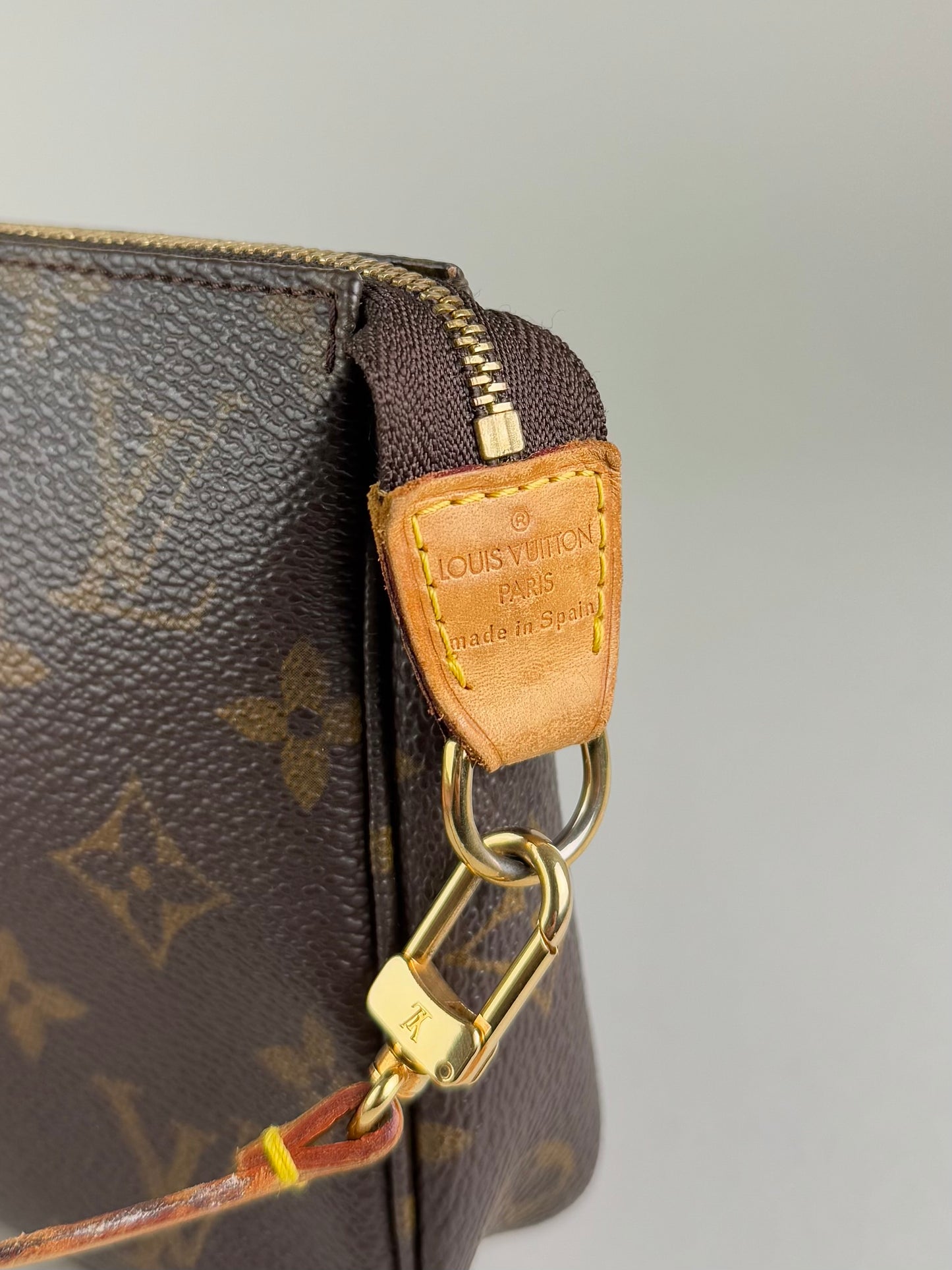 Louis Vuitton Pochette Accessories