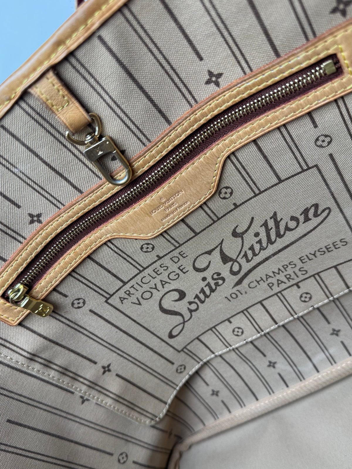 Louis Vuitton Neverfull MM