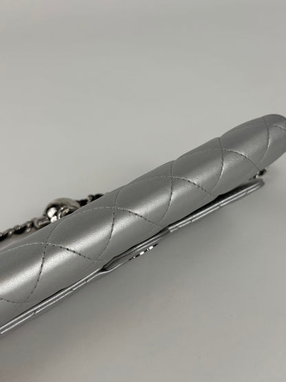 Chanel Wallet On Chain