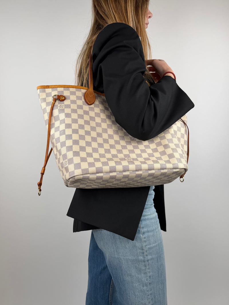 Louis Vuitton Neverfull MM Damier Azur - worn