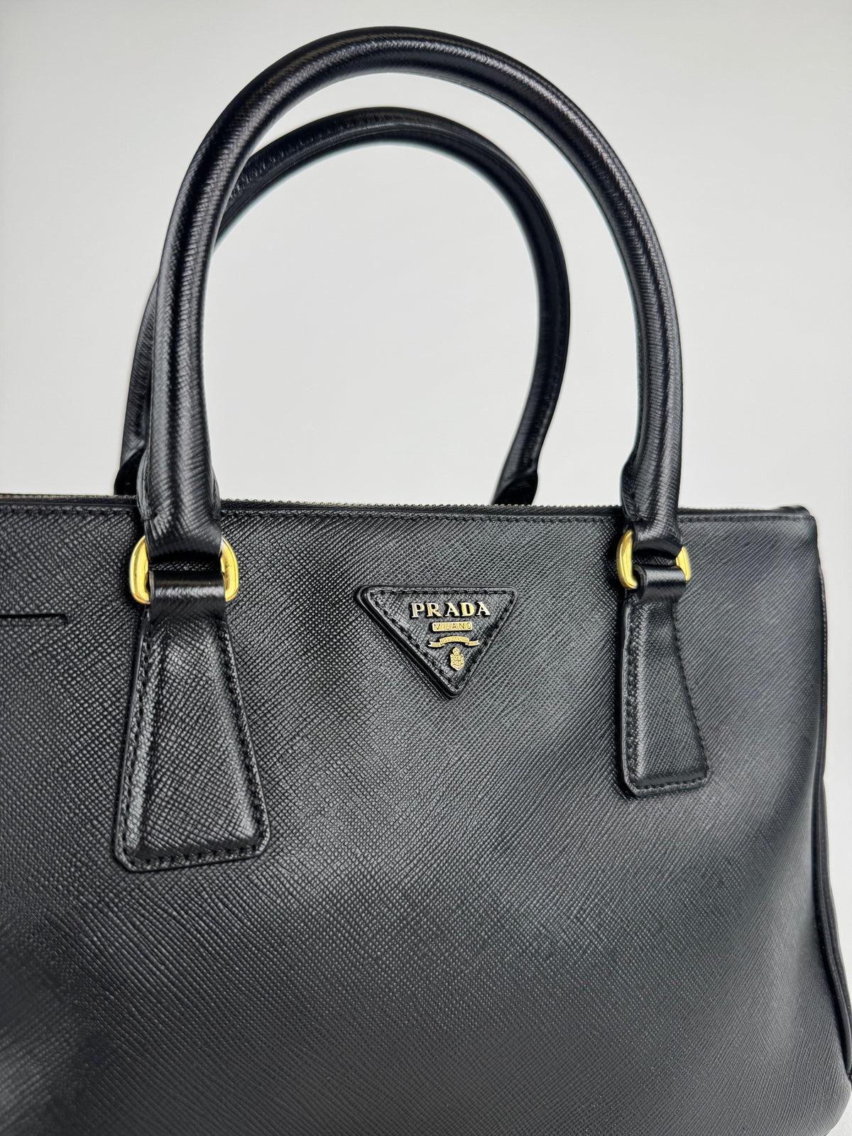 Prada Galleria Medium