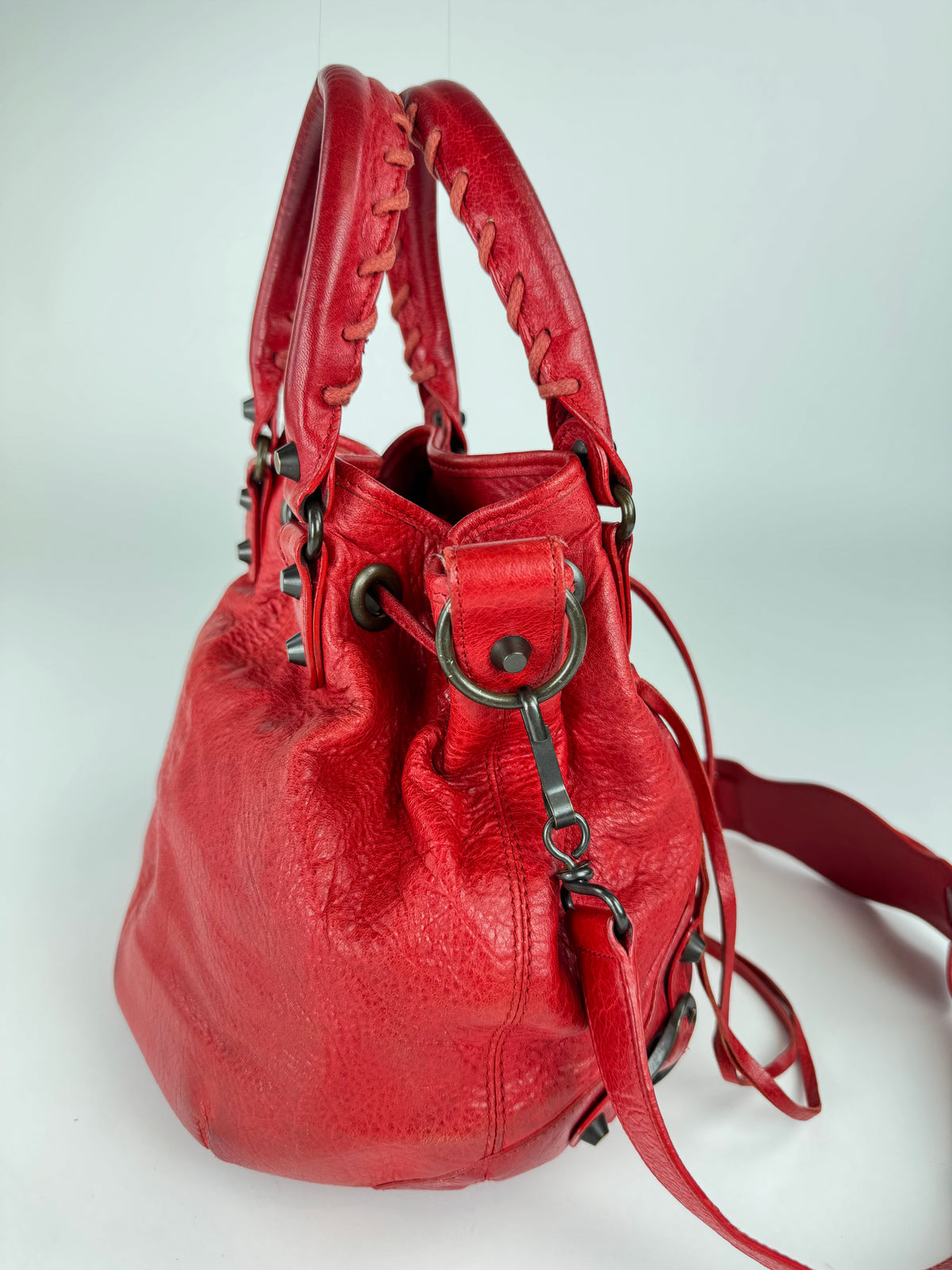 Balenciaga Bucket Pompon Small