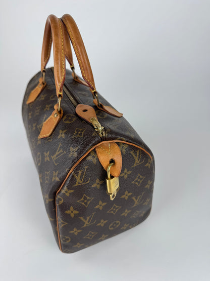 Louis Vuitton Speedy 30
