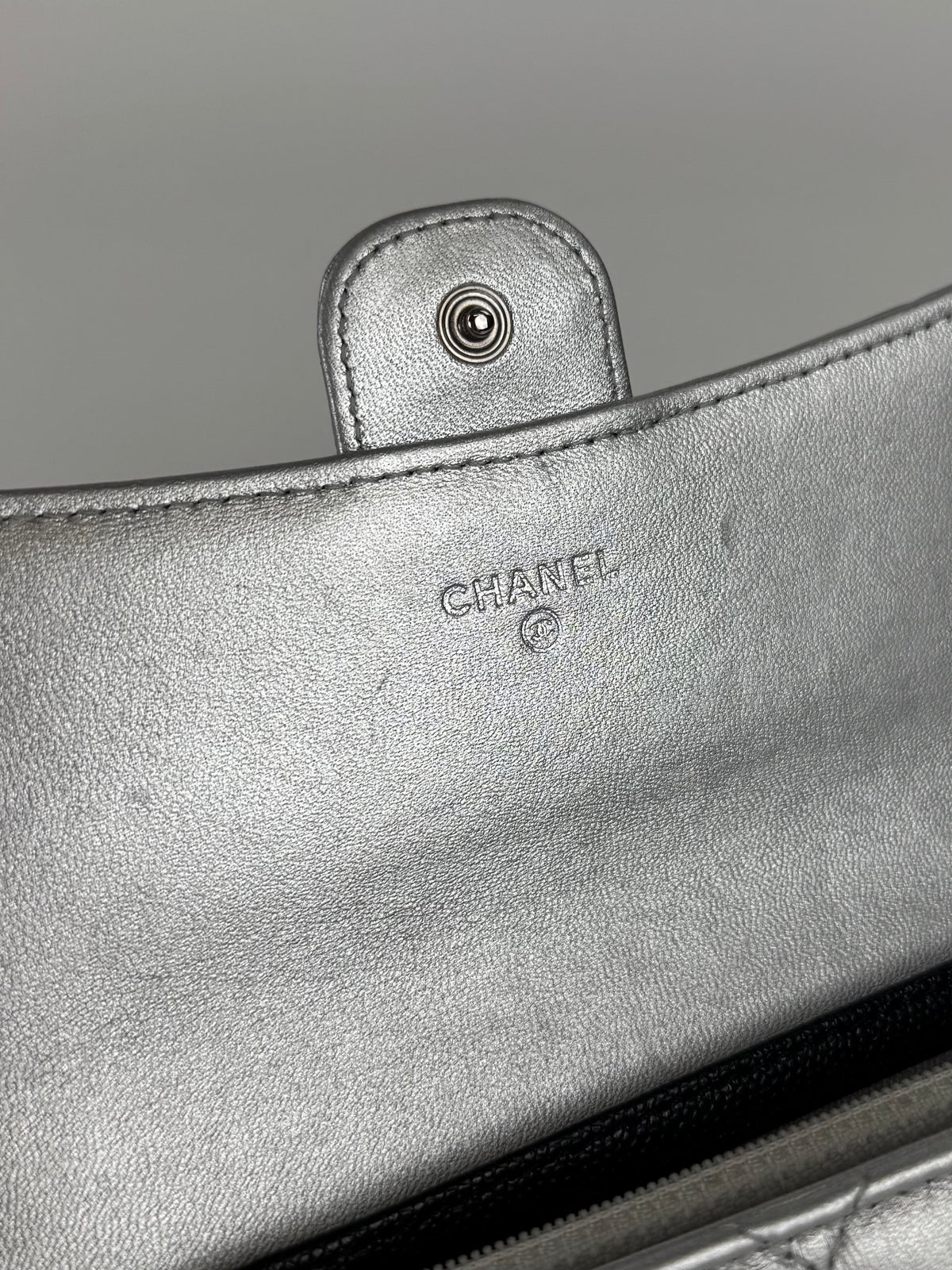 Chanel Wallet On Chain