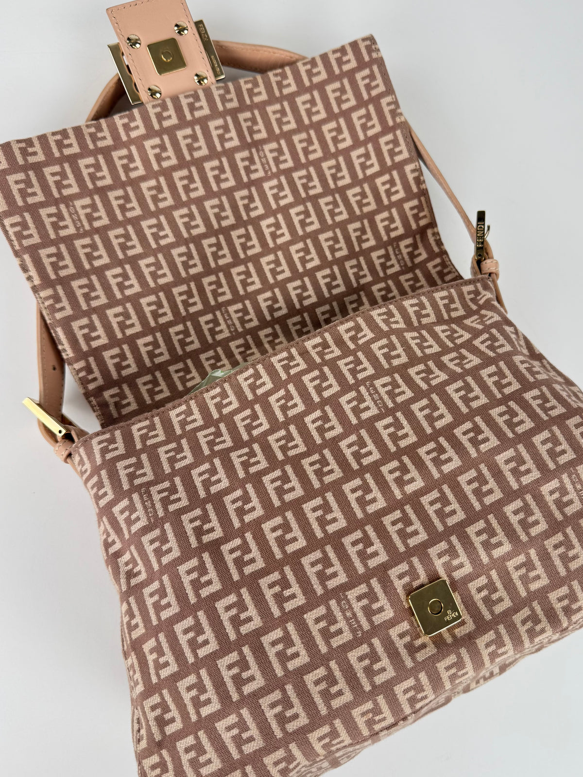 Fendi Mamma Baguette