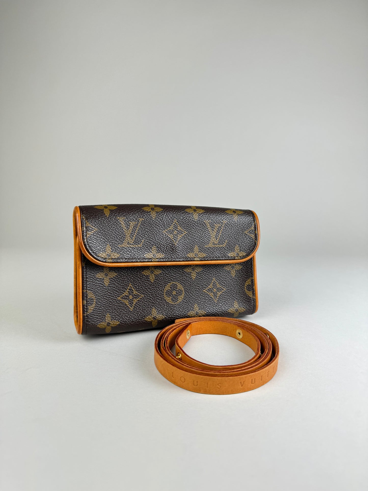 Louis Vuitton Pochette Florentine S