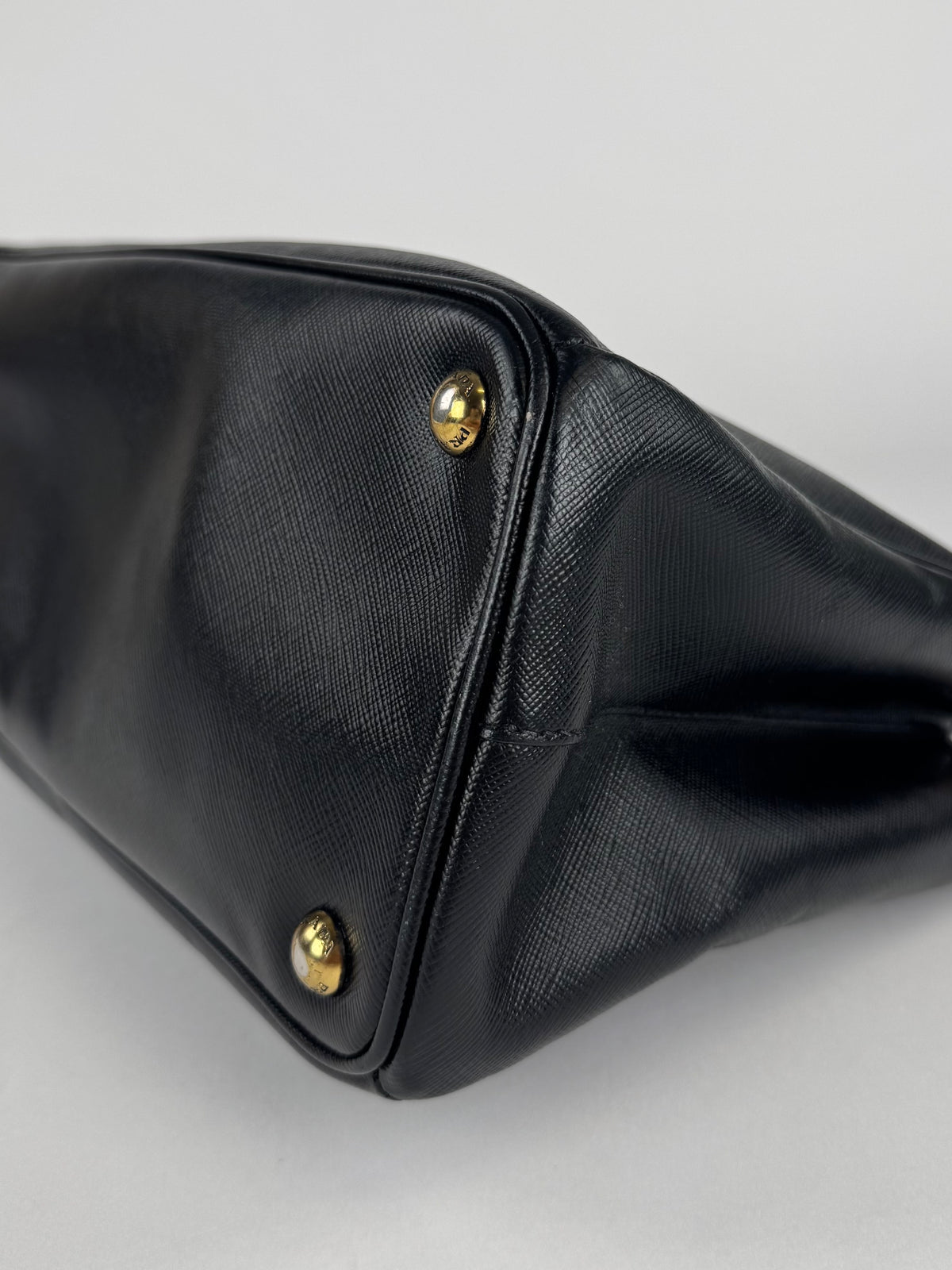 Prada Galleria Medium
