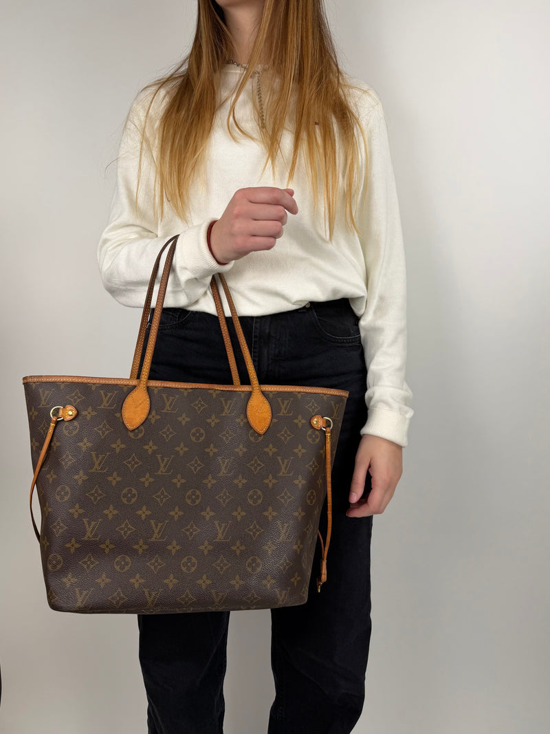 Louis Vuitton Neverfull MM - worn