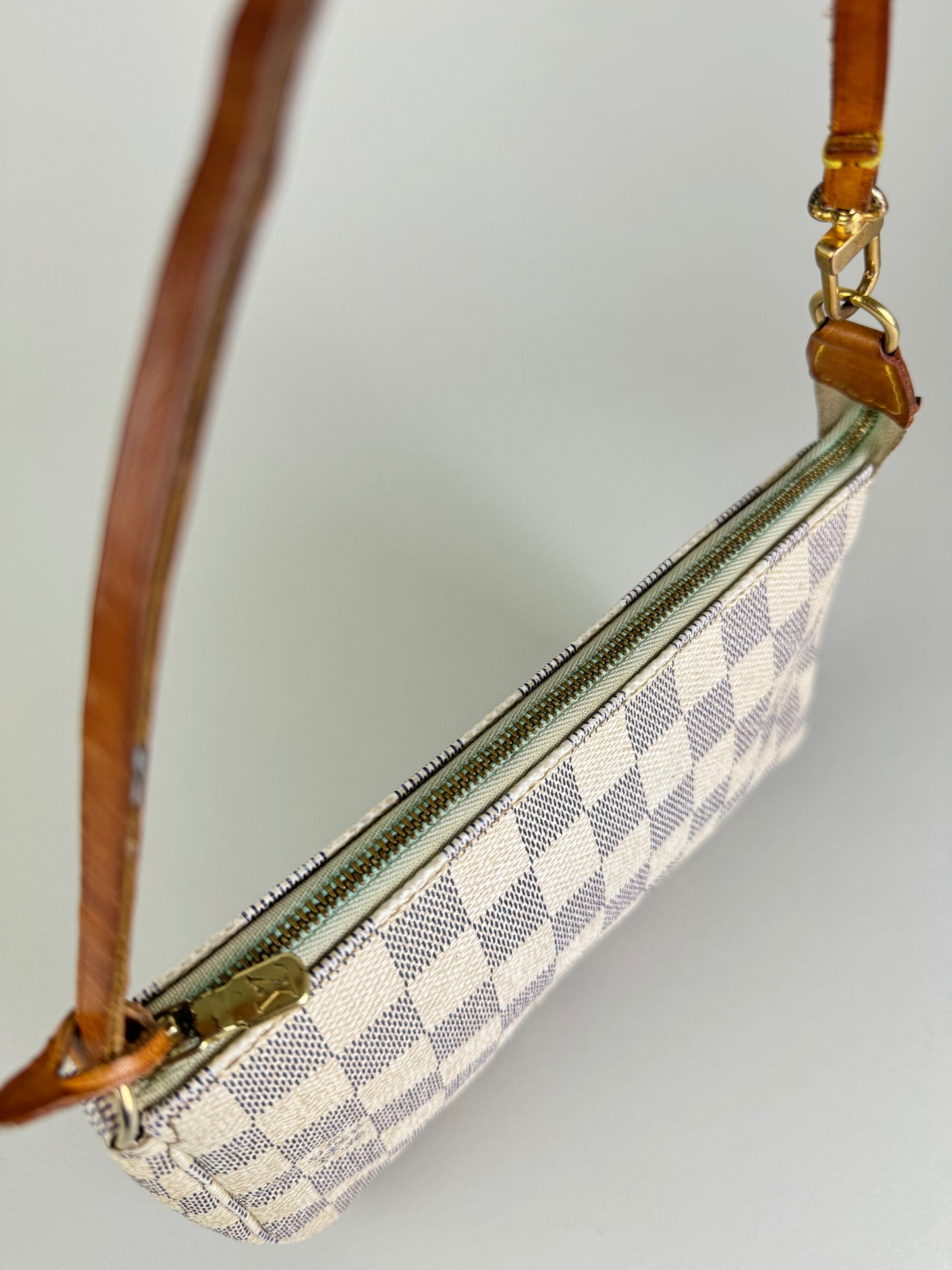 Louis Vuitton Pochette Accessories