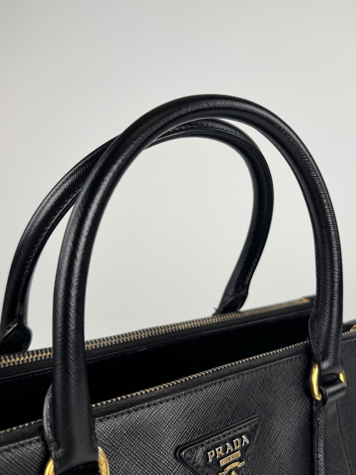 Prada Galleria Medium