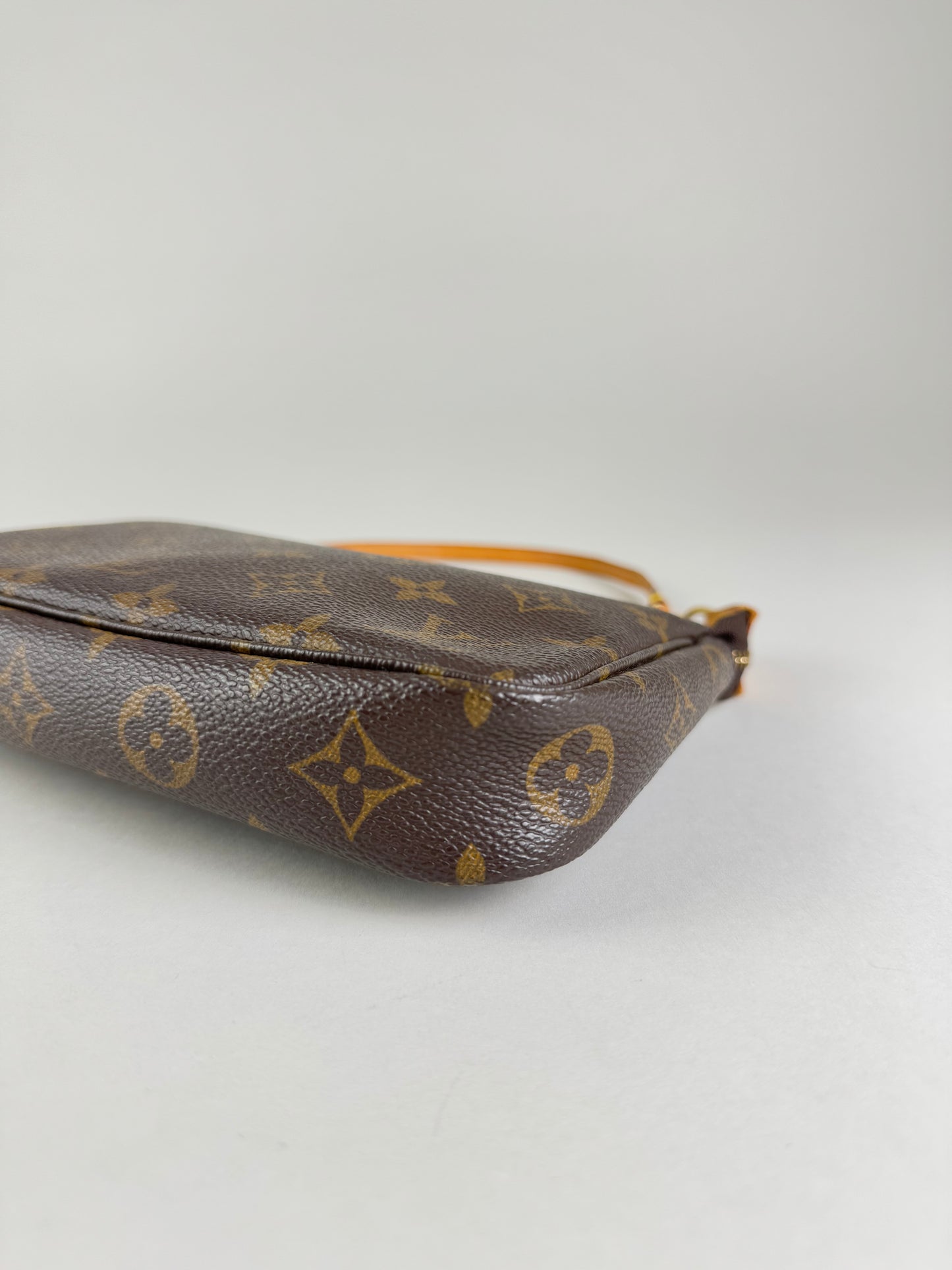 Louis Vuitton Pochette Accessories