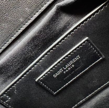 Yves Saint Laurent Chevron