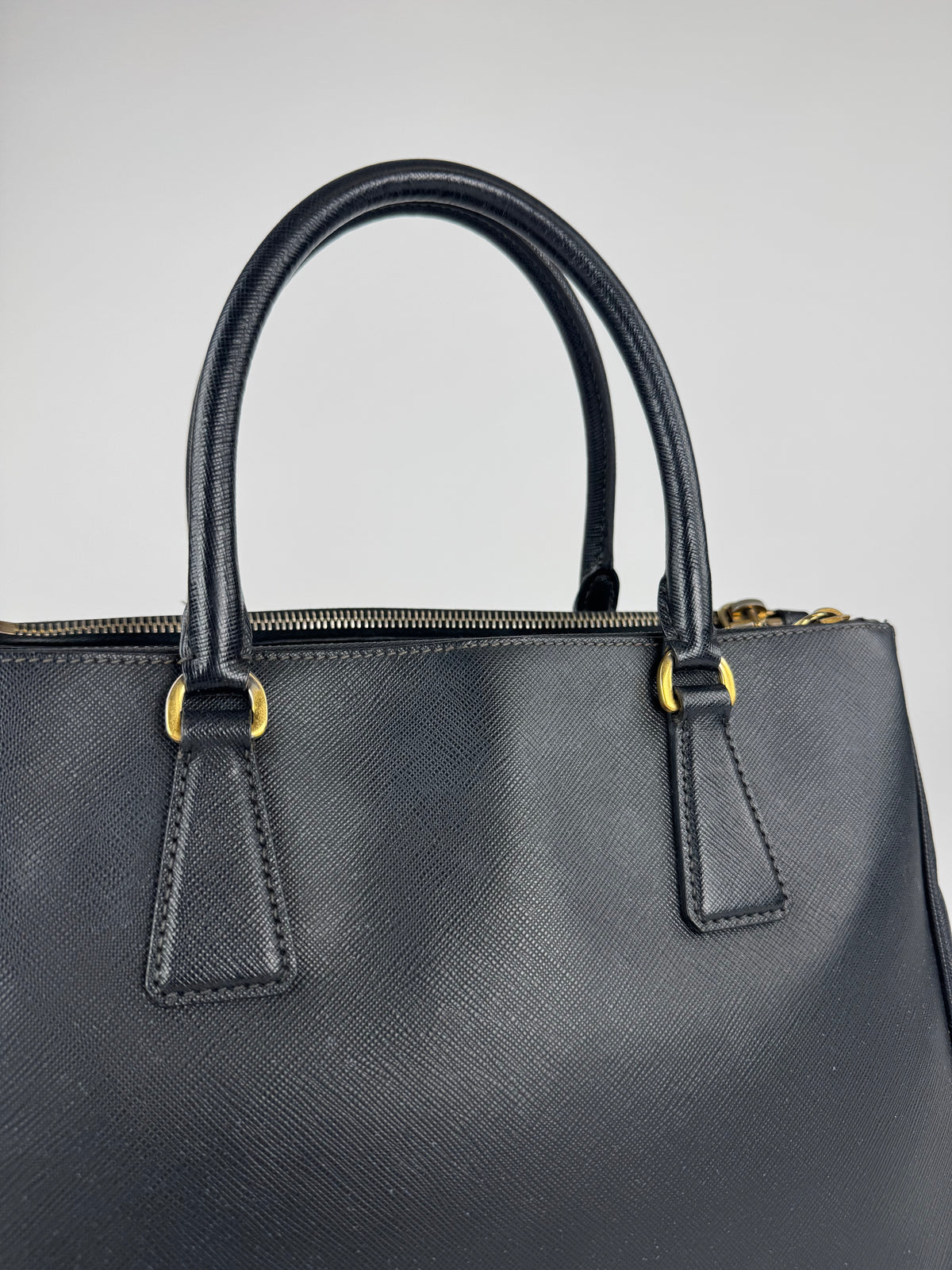 Prada Galleria Medium
