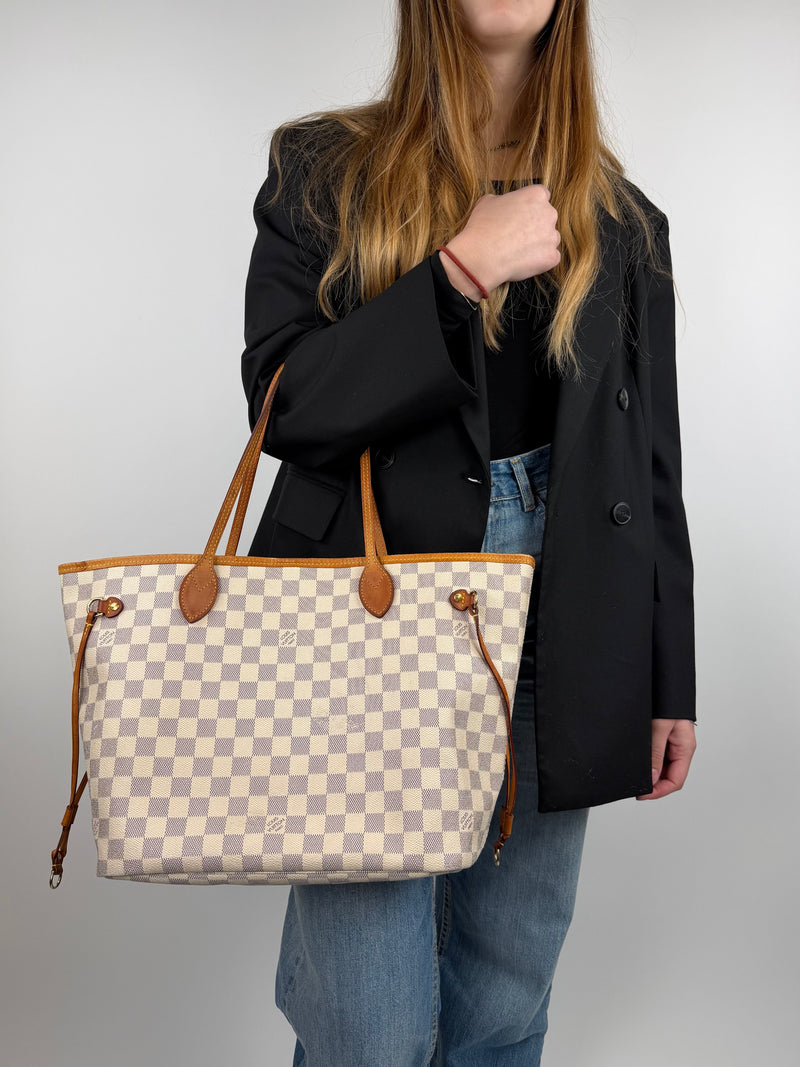 Louis Vuitton Neverfull MM Damier Azur - worn
