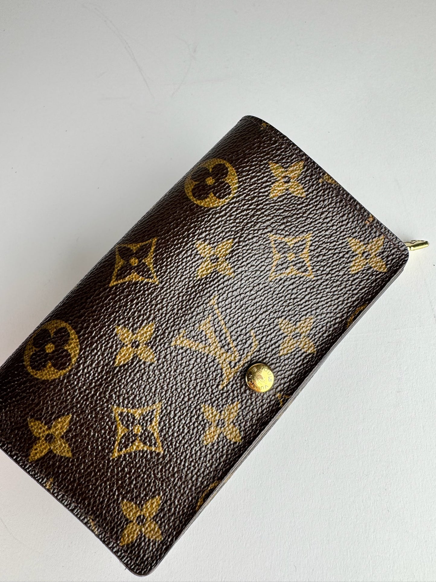 Louis Vuitton Portefeuille International