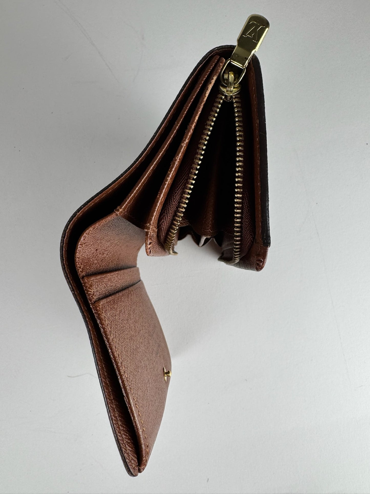 Louis Vuitton Portefeuille International