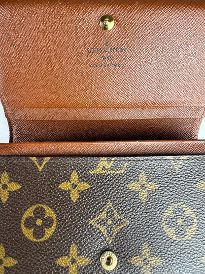 Louis Vuitton Portefeuille International