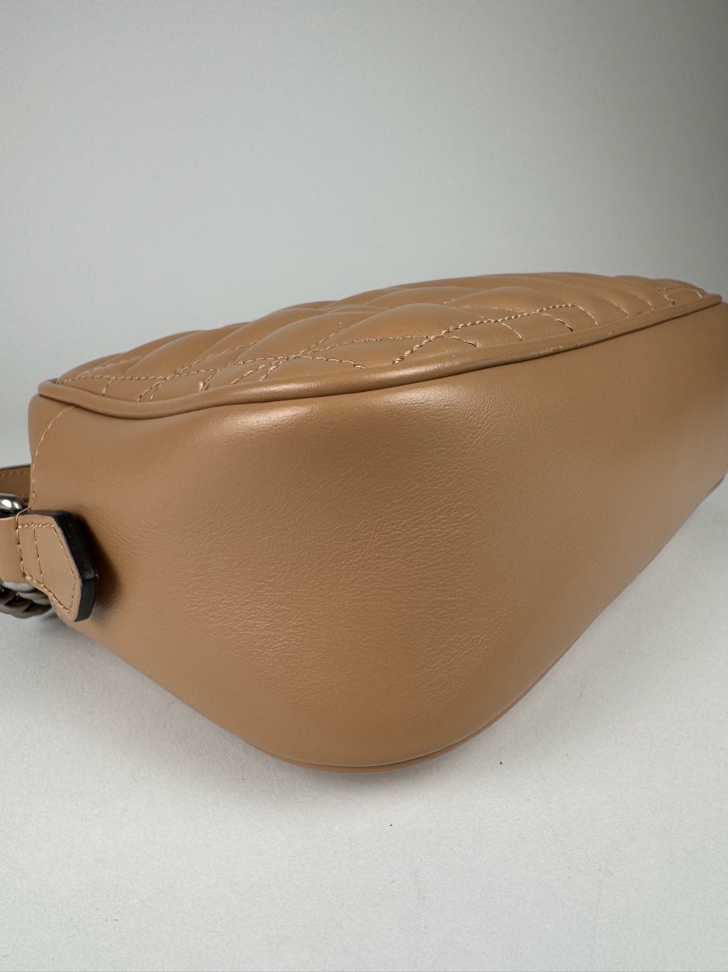 Gucci GG Marmont Camera Bag Small