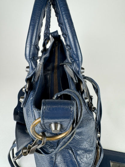 Balenciaga City First