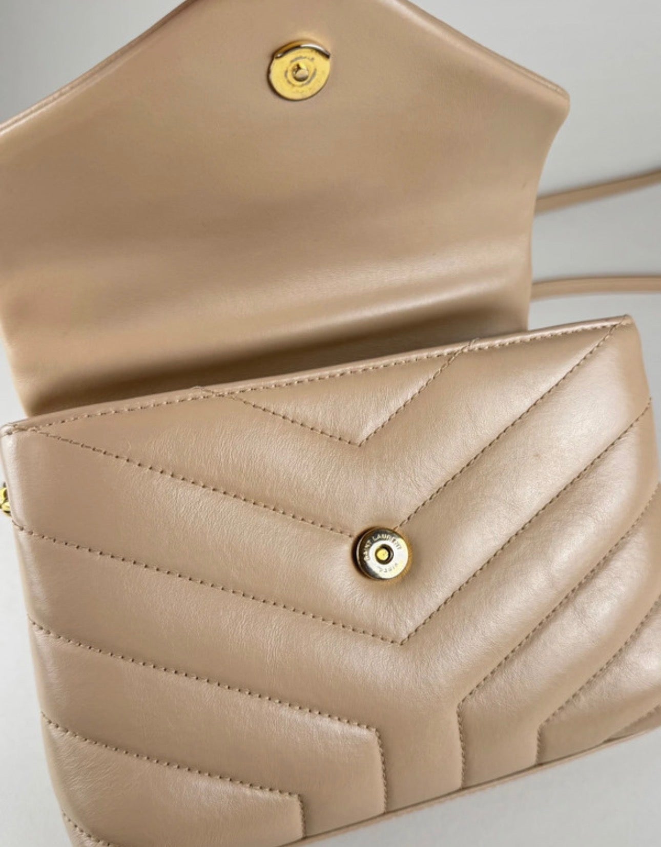 Yves Saint Laurent Toy Loulou