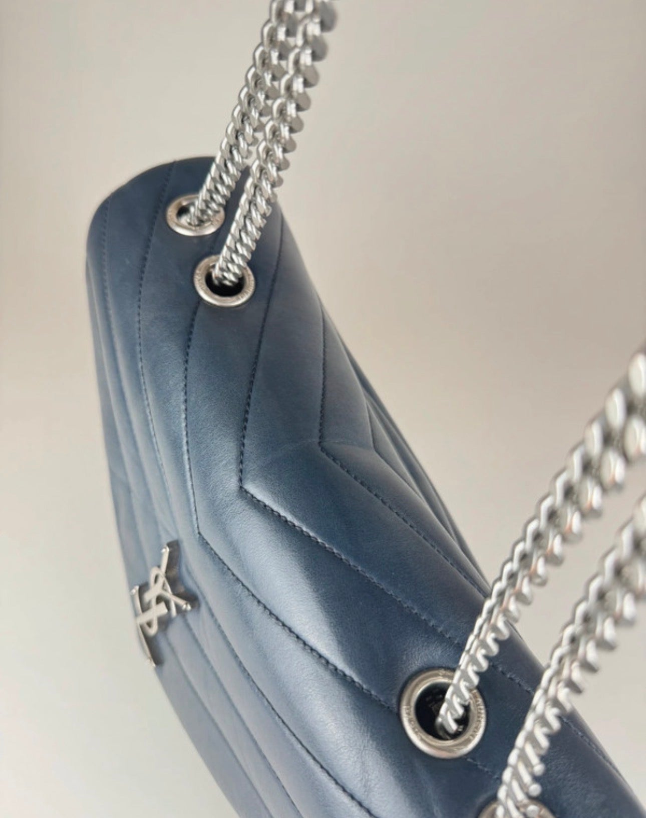 Yves Saint Laurent Loulou