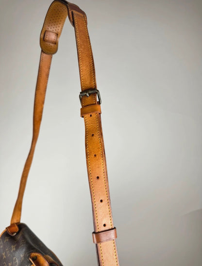 Louis Vuitton Saumur