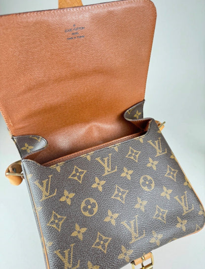 Louis Vuitton Caurtouchiere MM