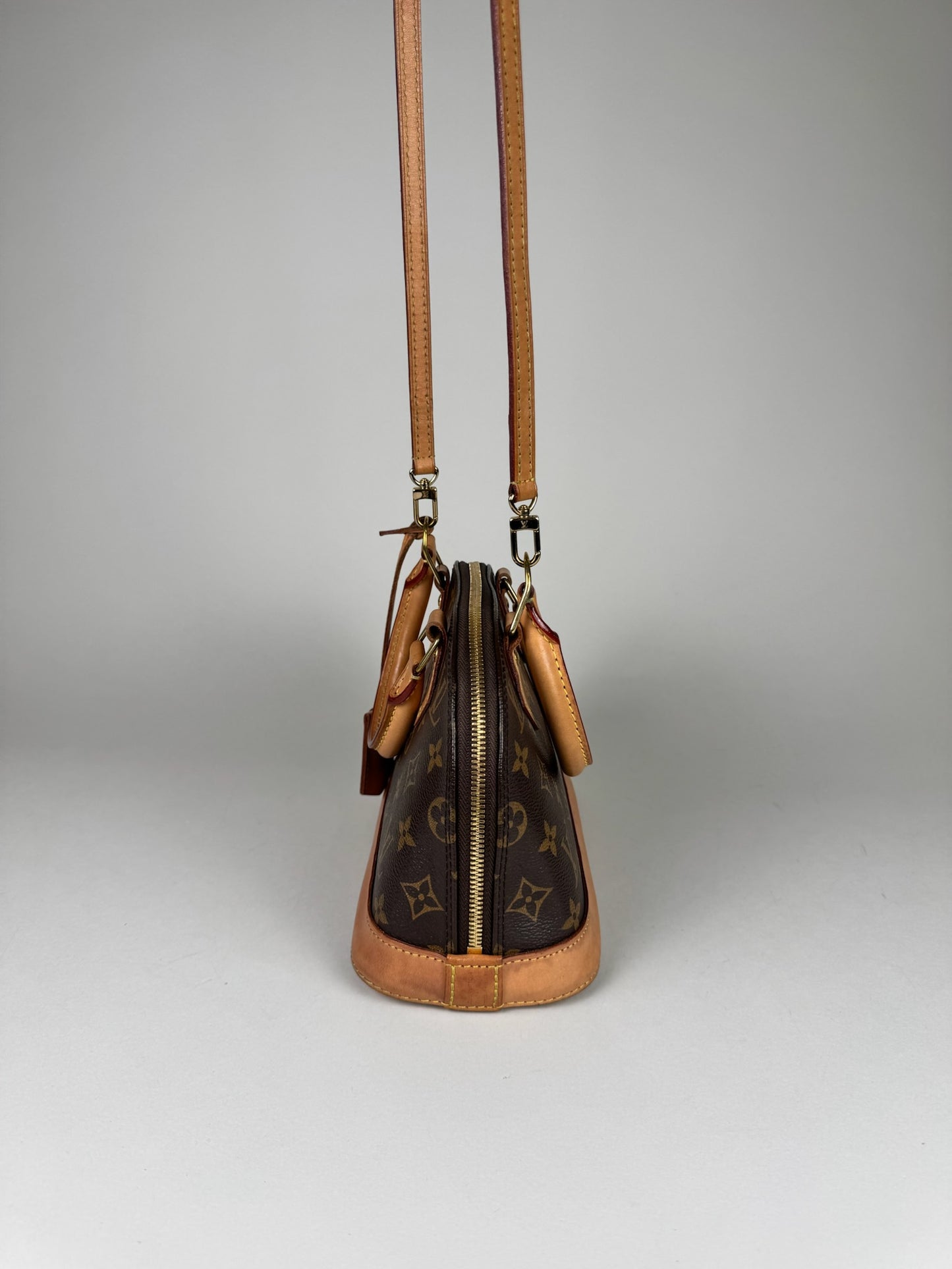 Louis Vuitton Alma BB