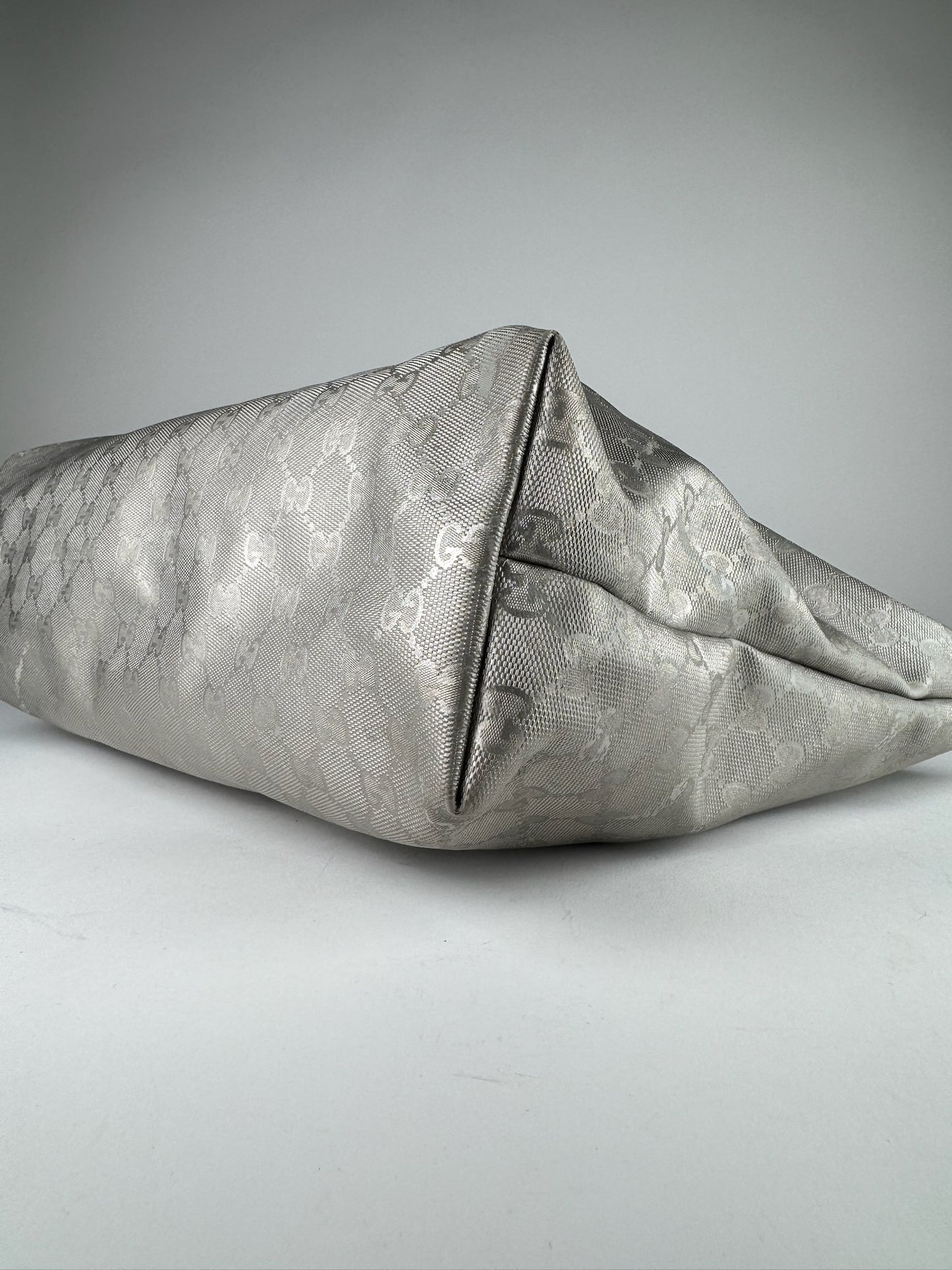 Gucci Imprime Metallic Tote