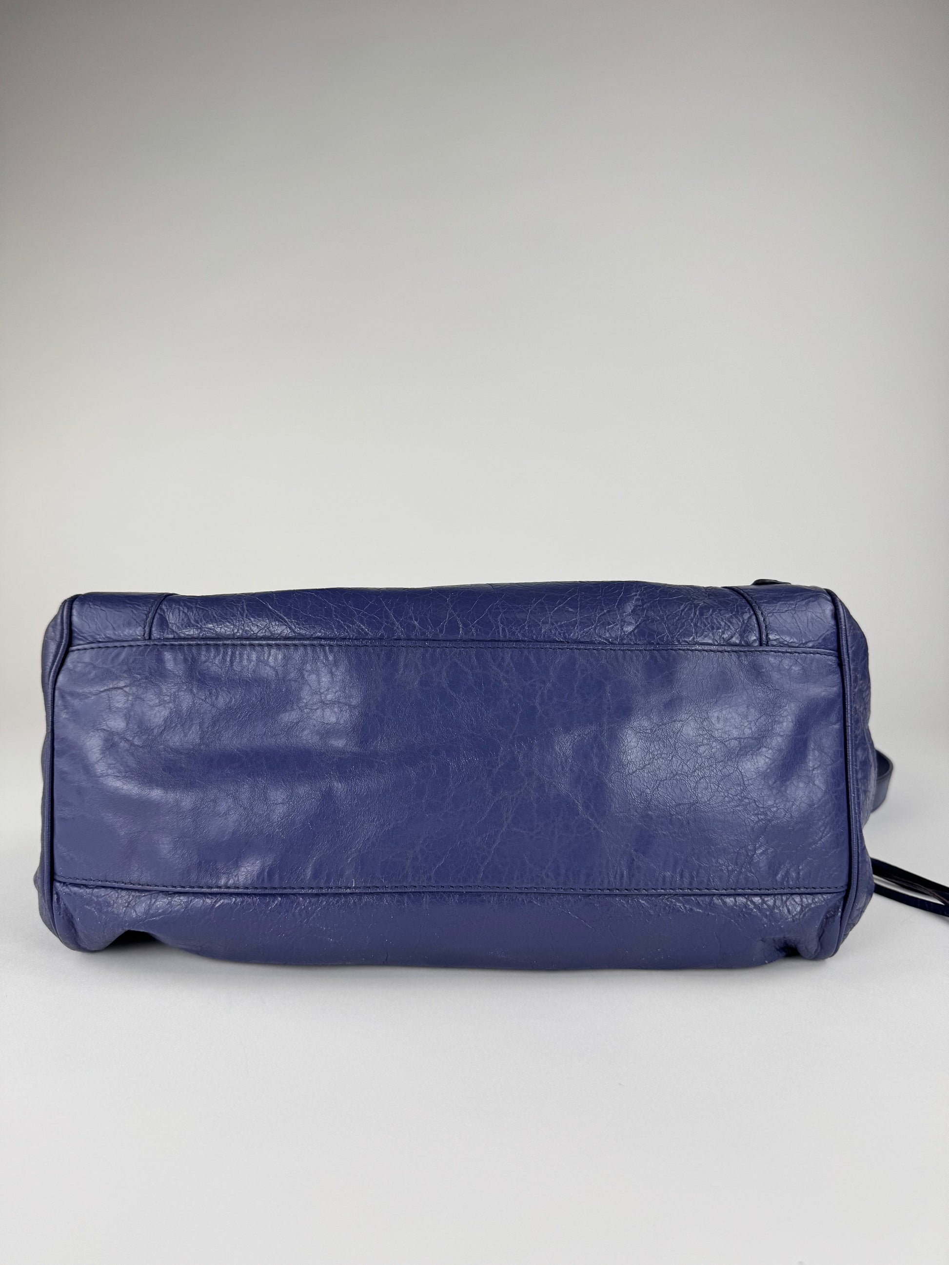 Balenciaga - respace.studio