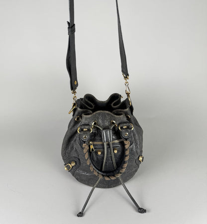 Balenciaga Bucket - respace.studio